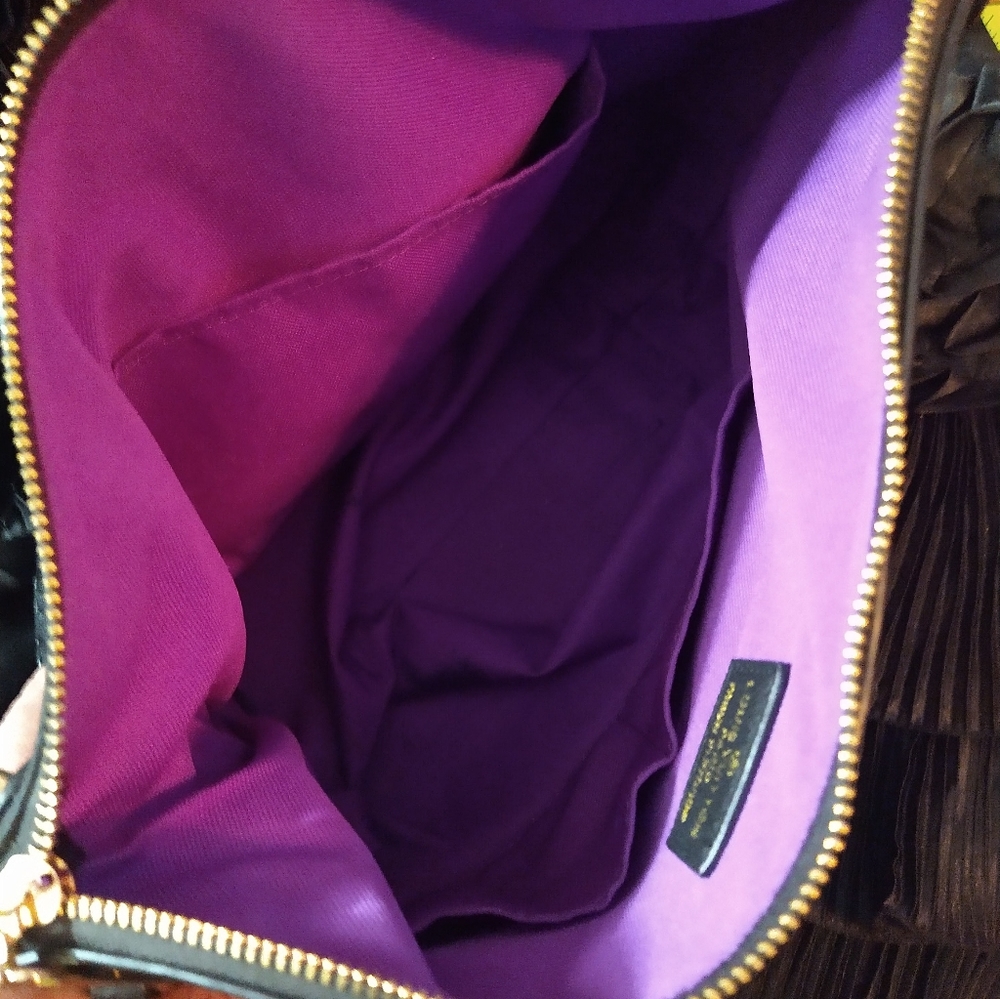 Tote - Picture 5 of 5